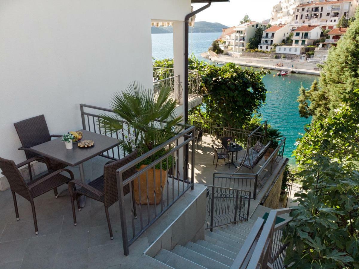Apartments Darden เนอุม ภายนอก รูปภาพ