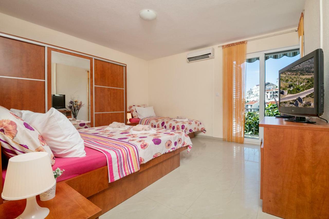 Apartments Darden เนอุม ภายนอก รูปภาพ