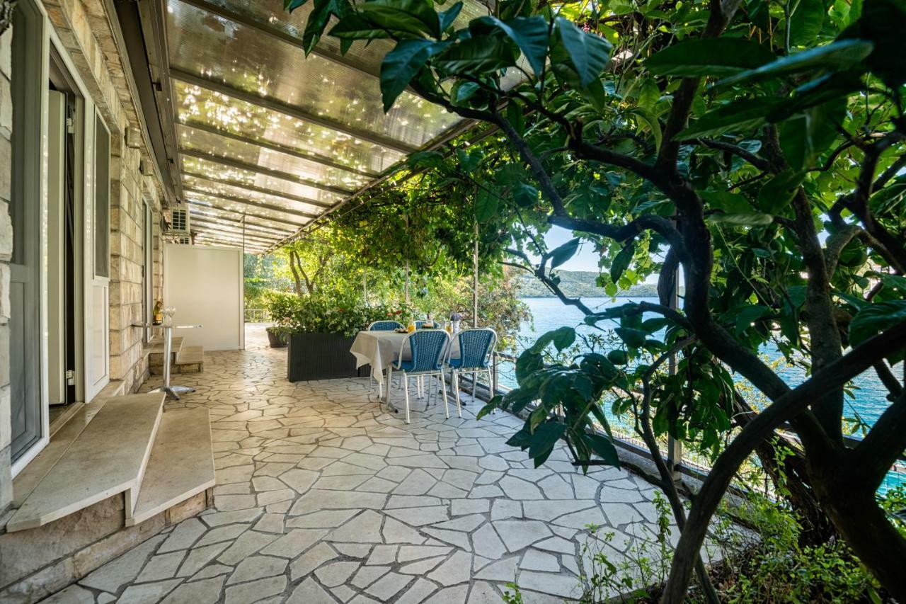 Apartments Darden เนอุม ภายนอก รูปภาพ
