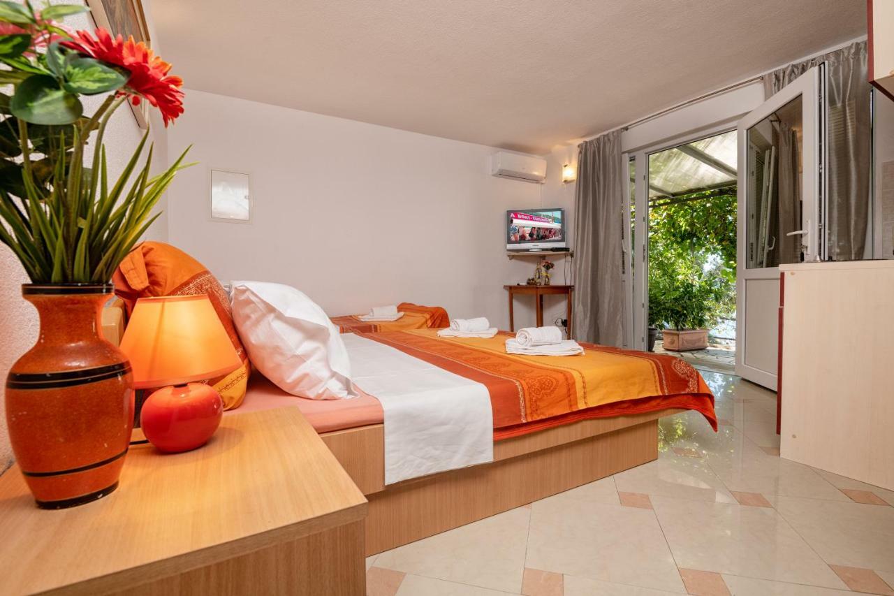 Apartments Darden เนอุม ภายนอก รูปภาพ